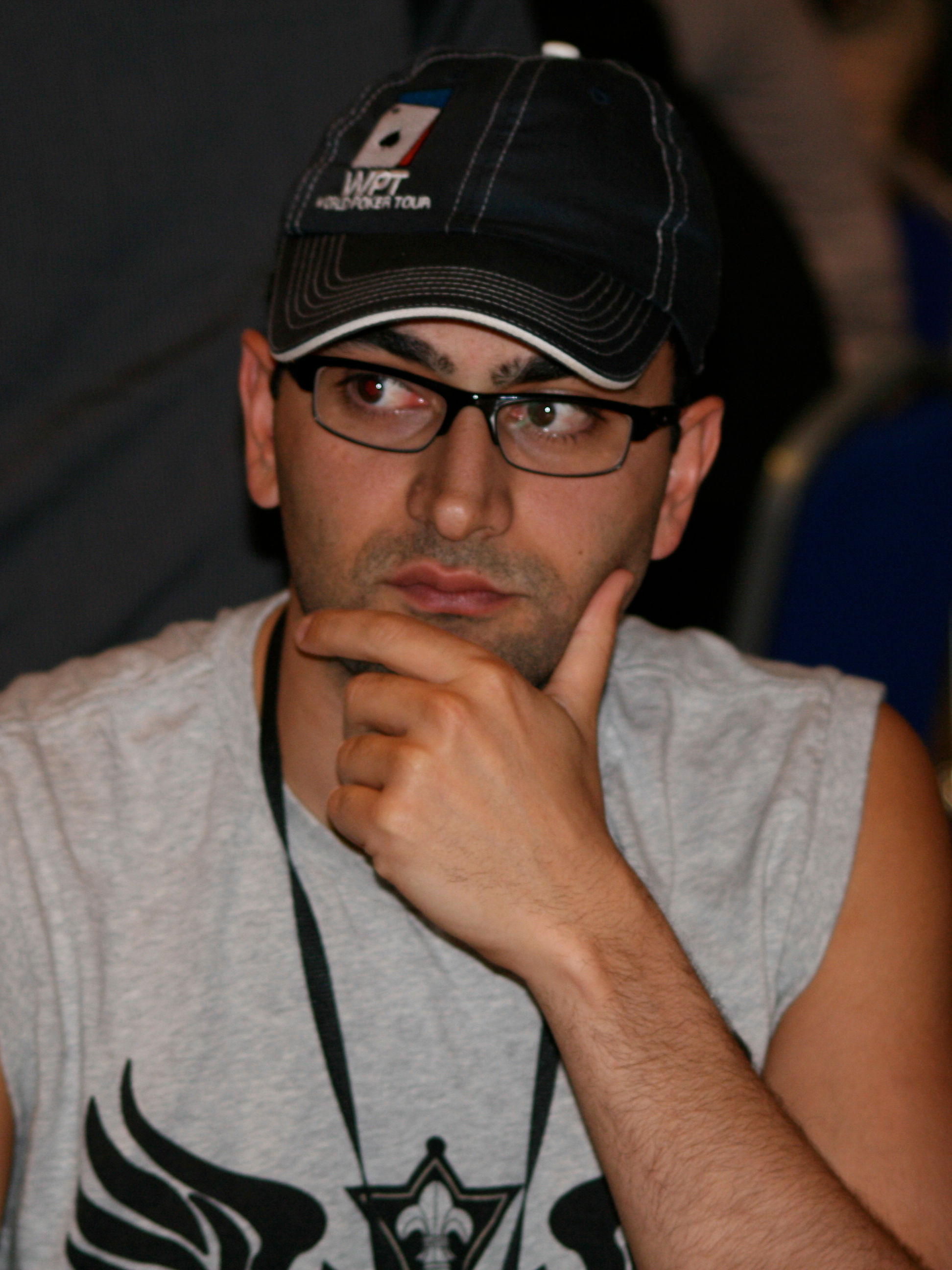 Antonio Esfandiari